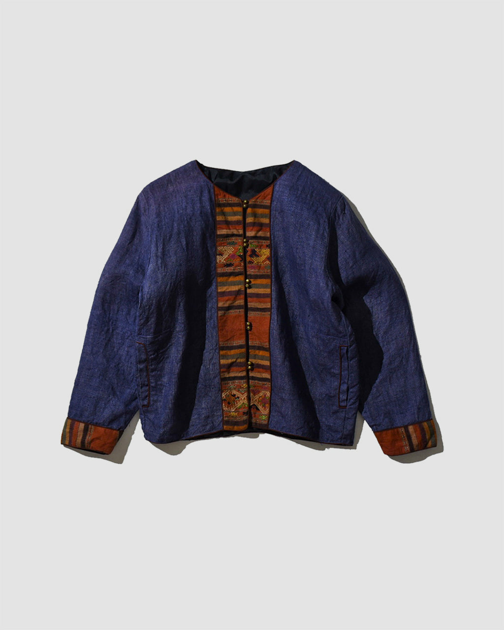 NATIVE TRIBAL COLLARLESS BELL BUTTONS JACKET - M/L