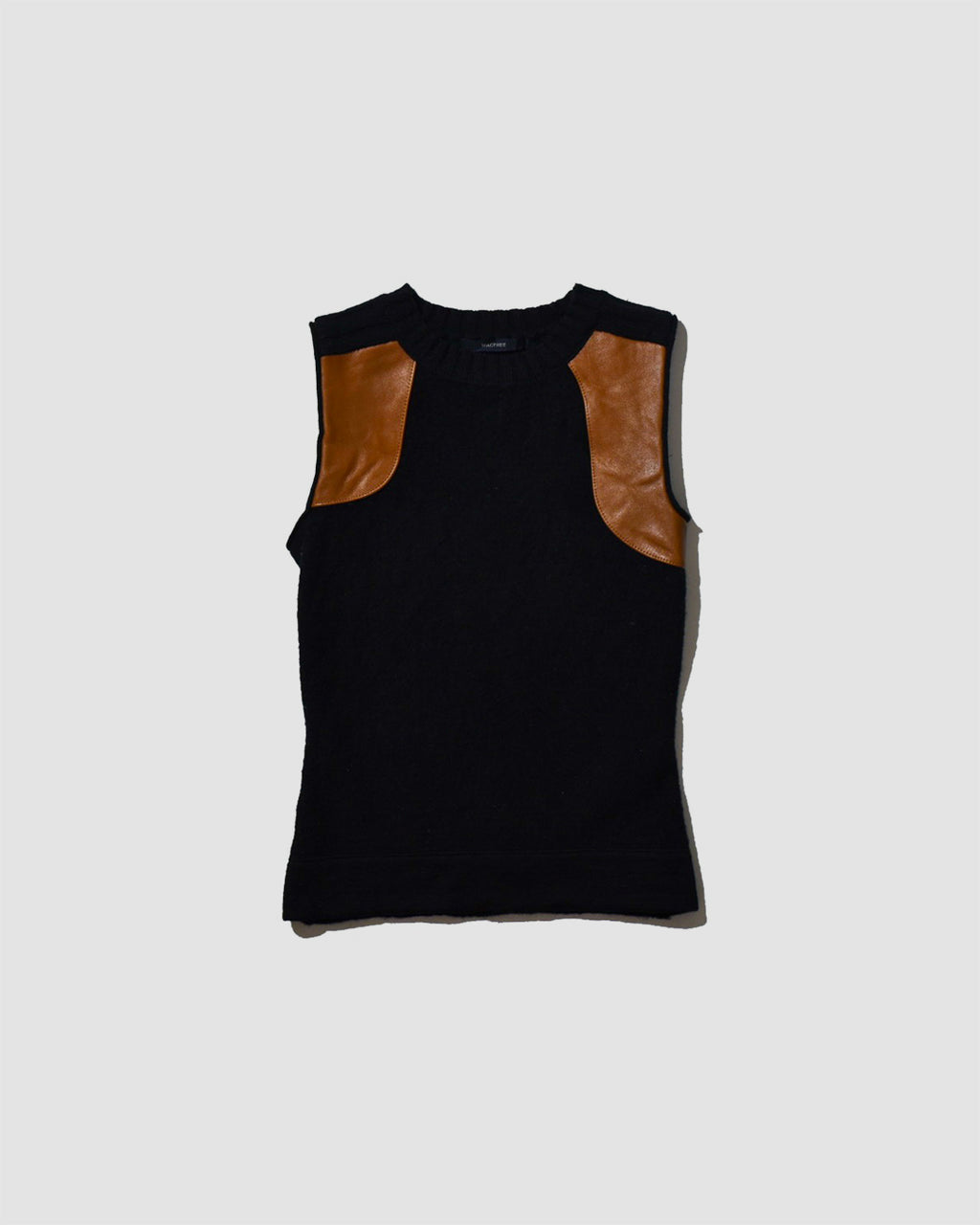 MACPHEE LEATHER PATCH SLEEVELESS TOP - S